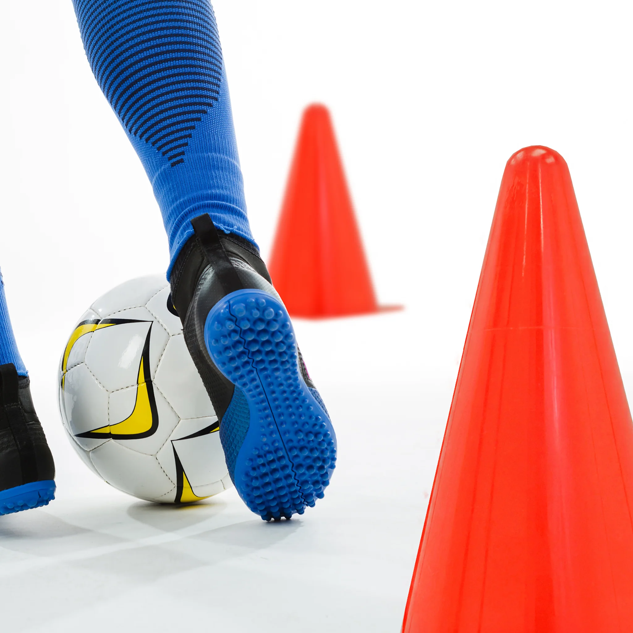 Hi-Vis Orange Sport Training Cones - Pack of 12 - Image 4